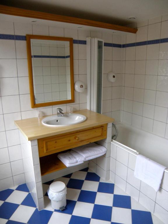 Caveau De L'Ami Fritz Ribeauvillé Szoba fotó